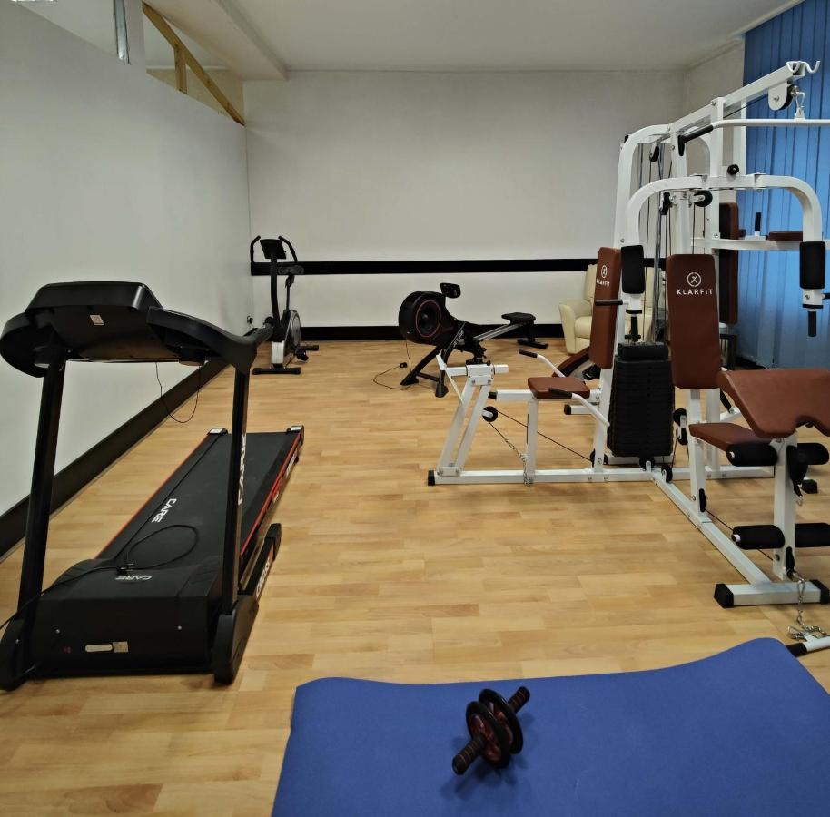Hotel Terminus - Pizzeria Pizz'A Gogo - Salle De Sport - Face A La Gare Лон-льо-Соние Екстериор снимка